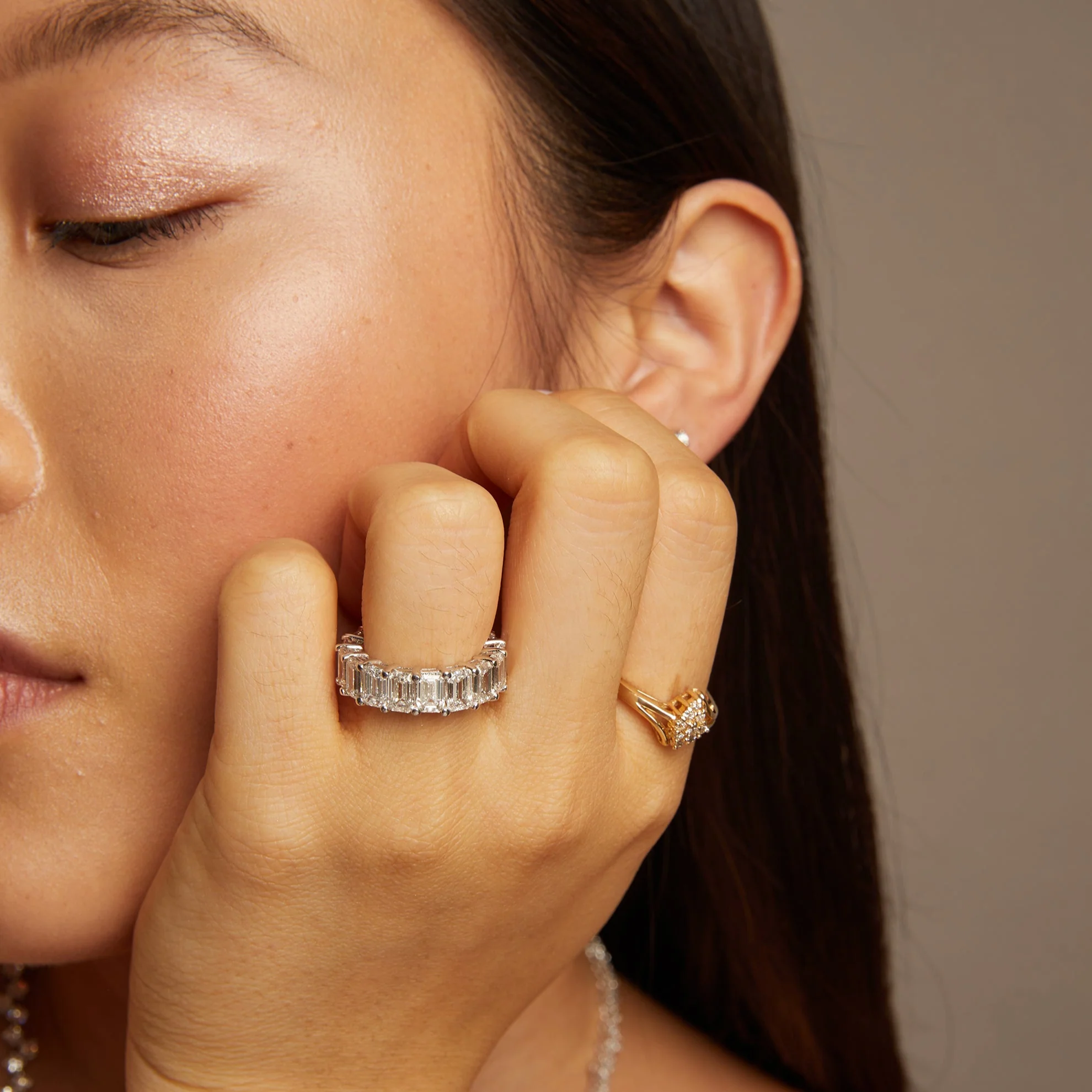 10ct Lab Grown Diamond Emerald Cut Ring - Image 3