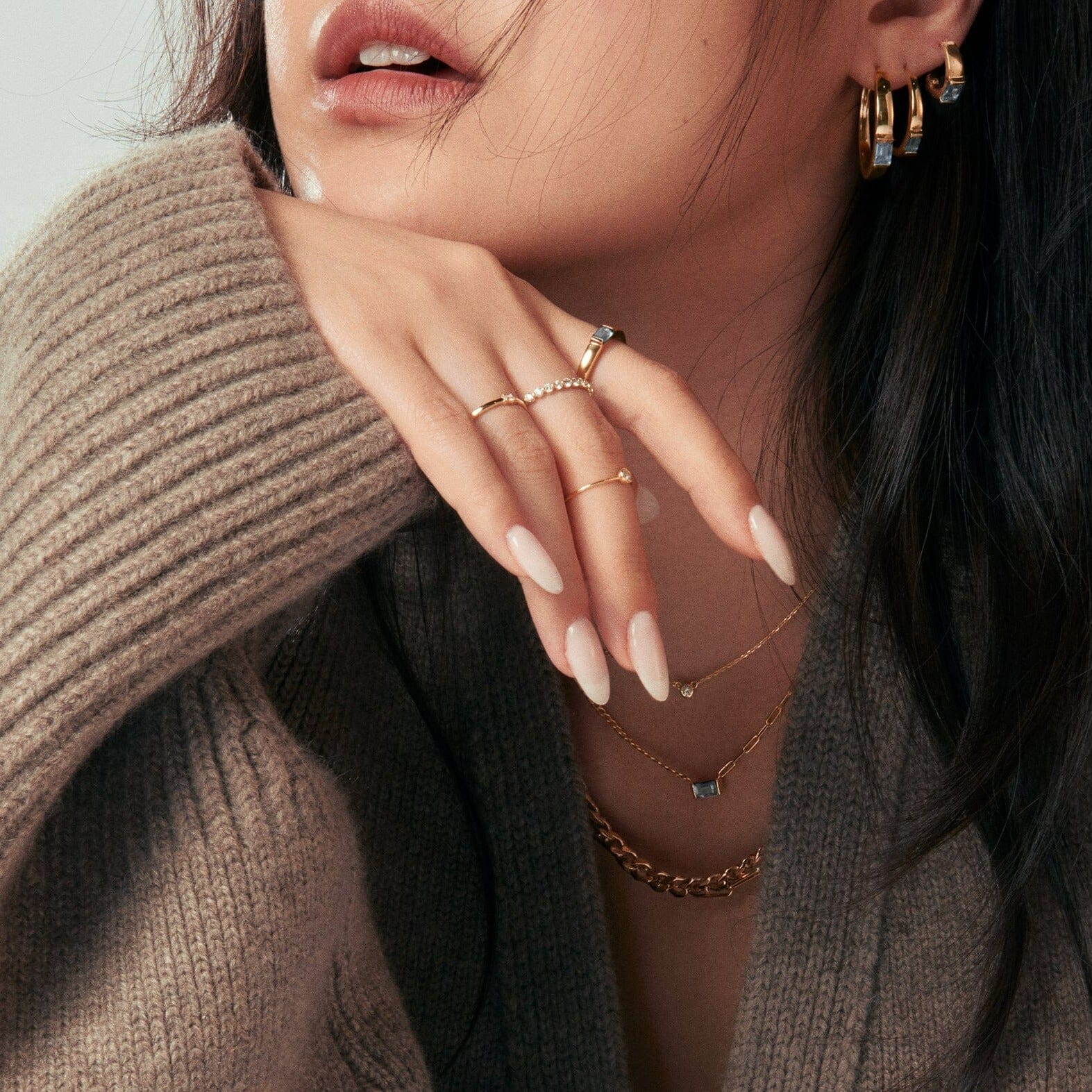 AURATE X MICHELLE: Tranquility Blue Topaz Chain Necklace - Image 9