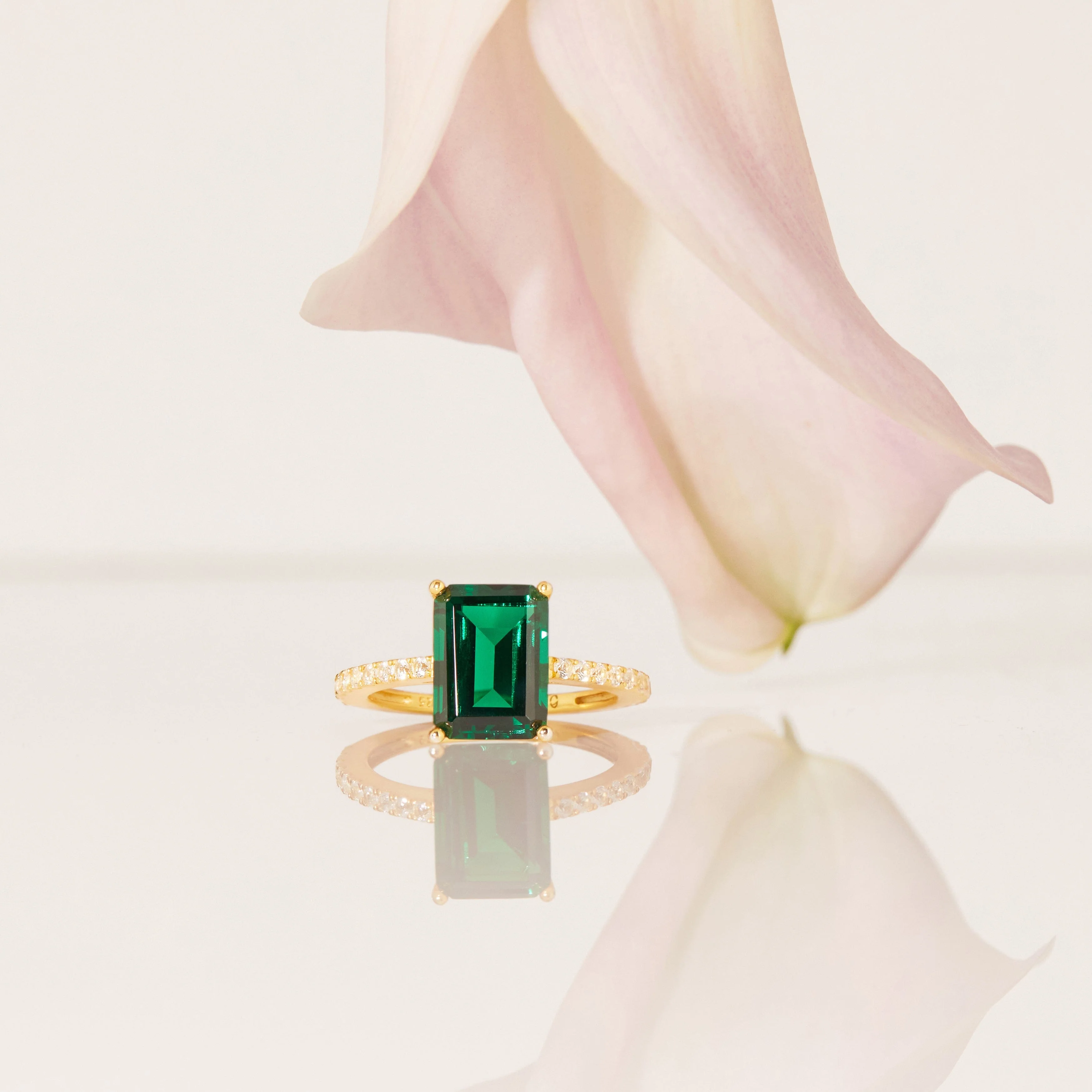 Lab Grown Emerald Solitaire Pavé Ring - Image 6
