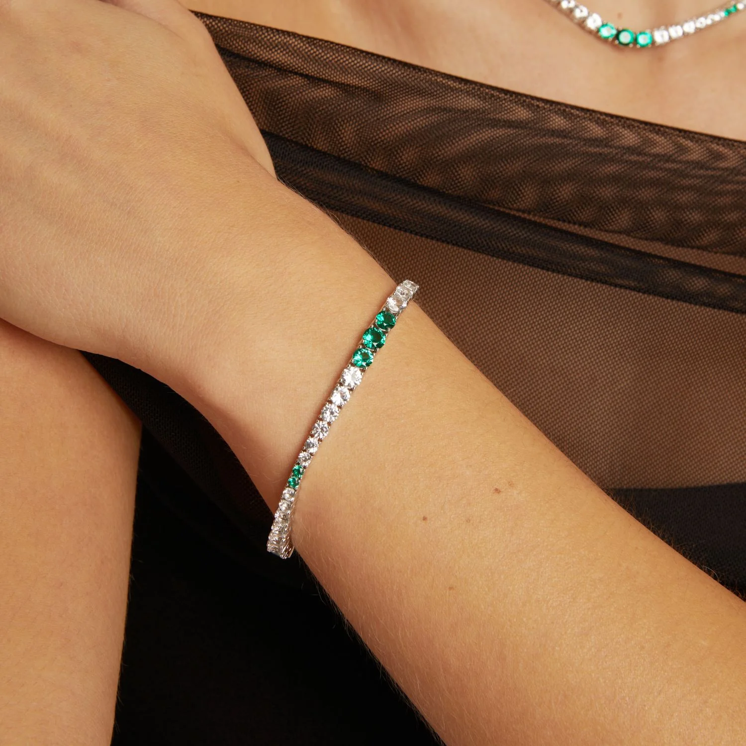 Lab Grown Green Emerald and White Sapphire Scalloped Tennis Bracelet - Image 3