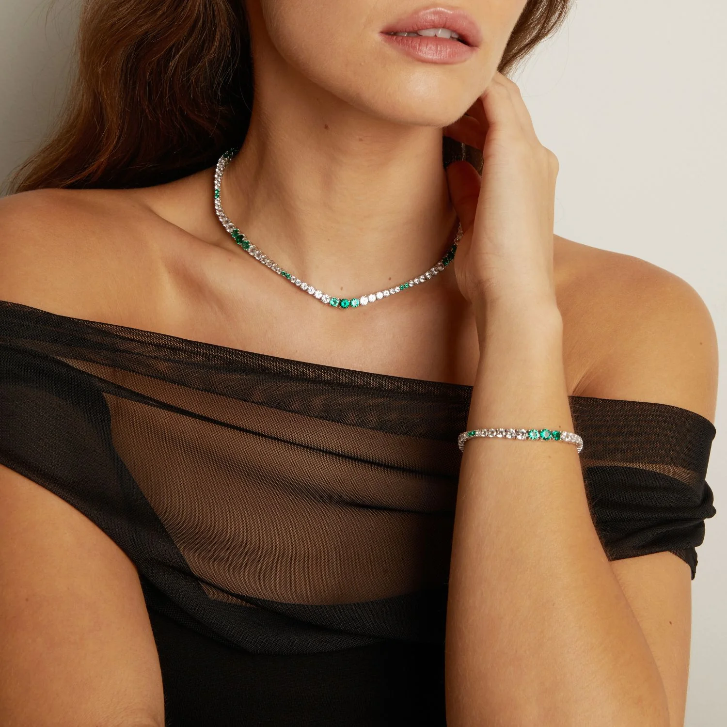Lab Grown Green Emerald and White Sapphire Scalloped Tennis Bracelet - Image 4