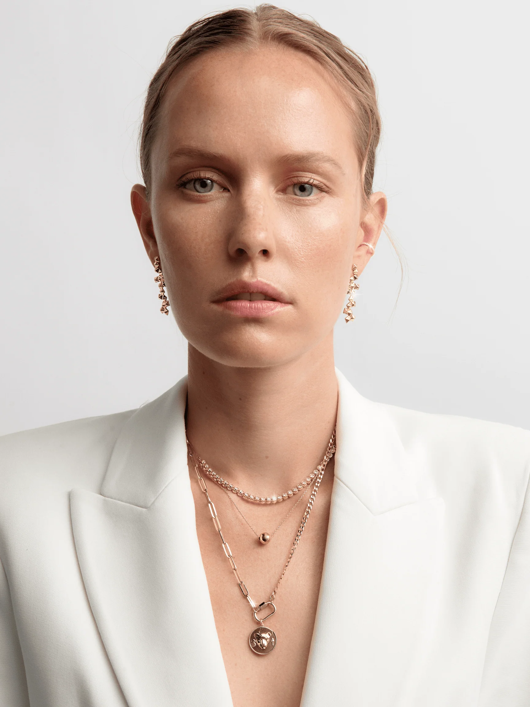 AURATE X KERRY: Lioness Pendant Necklace - Image 10