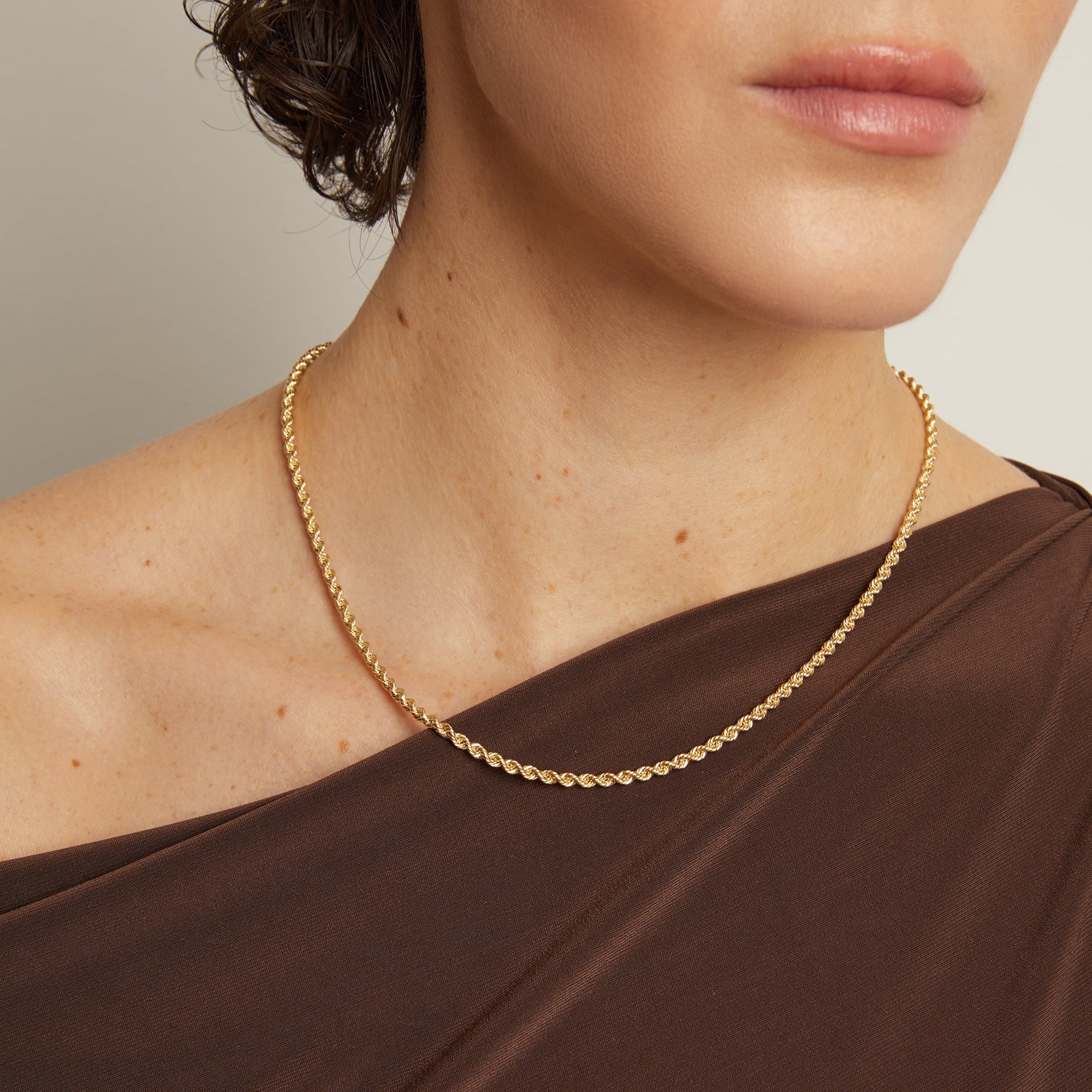 Medium Rope Chain Necklace - Image 6
