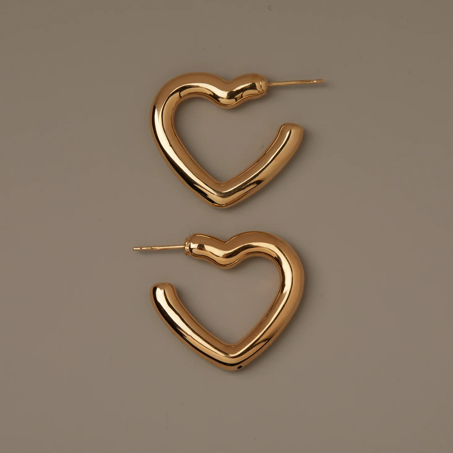 Pillow Heart Hoop Earrings - Image 5