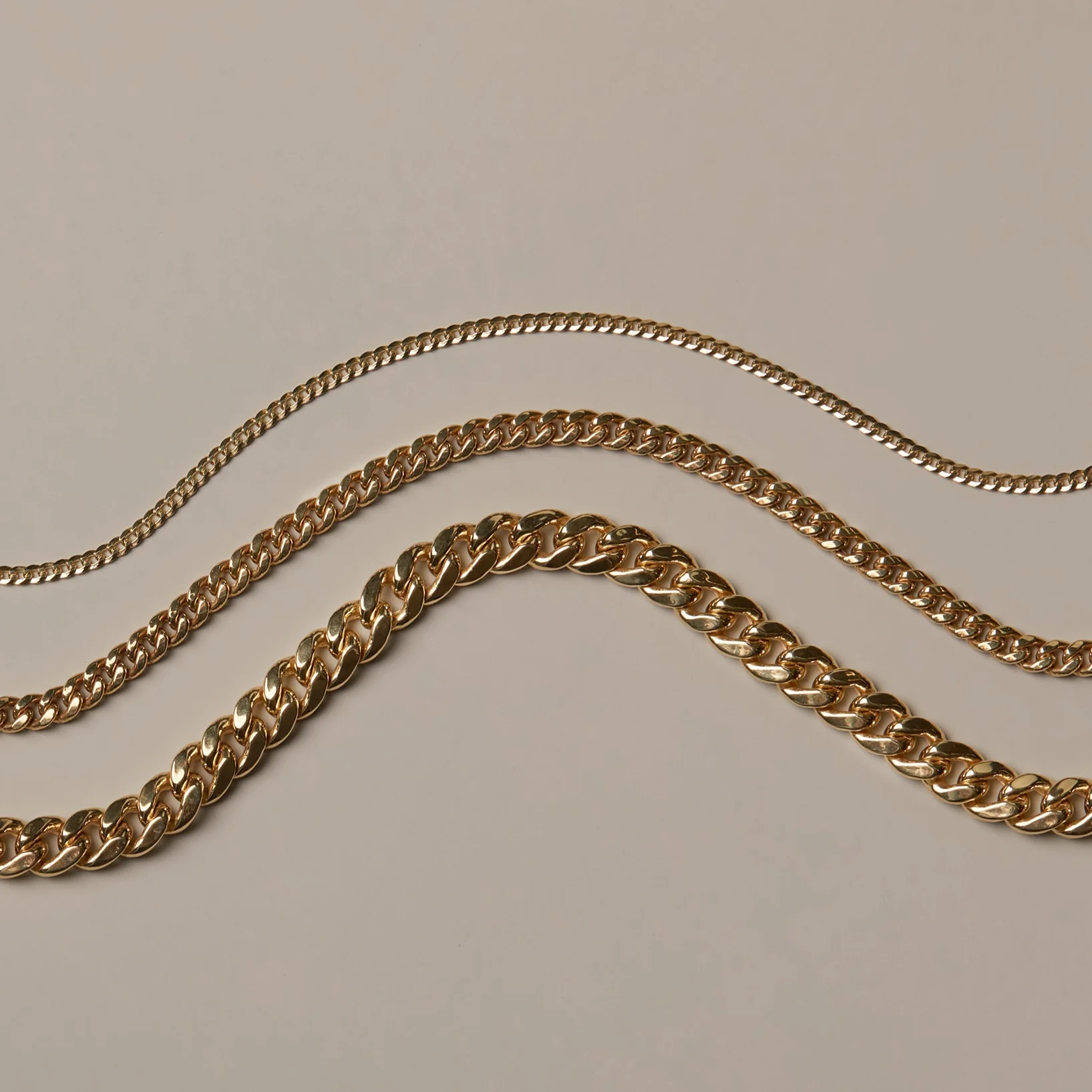 Large Cuban Chain Necklace - Image 3